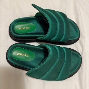 Alias Mae Emerald Slide Sandals